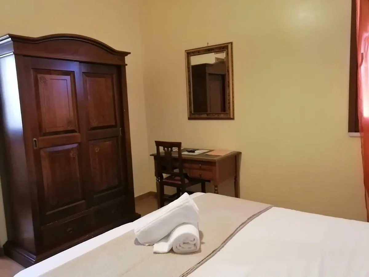 B&B Donna Sabella Santa Flavia 2*,  Italia